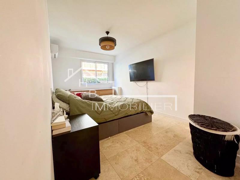 Appartement - 96 m² - 4 pièces