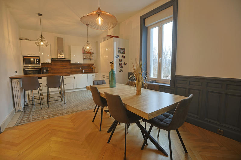 Maison - 160 m² - 7 pièces