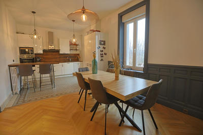 Maison - 160 m² - 7 pièces