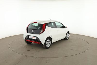 Toyota Aygo 1.0 Vvt-i X-Play 5p 72 ch