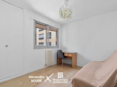 Appartement - 80 m² - 3 pièces