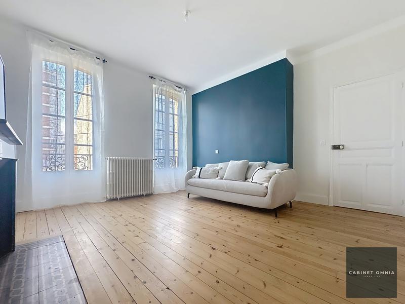 Maison ancienne - 230 m² - 7 pièces