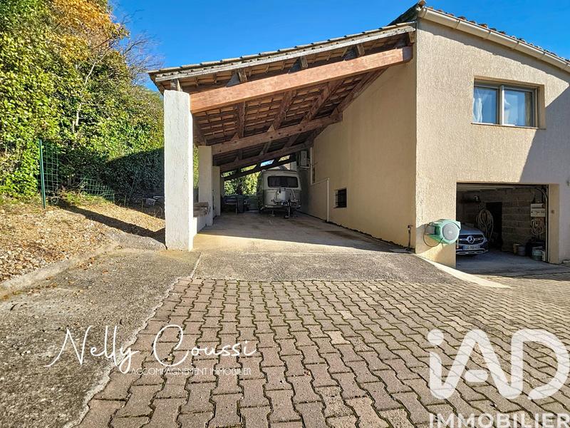 Maison - 122 m² - 5 pièces