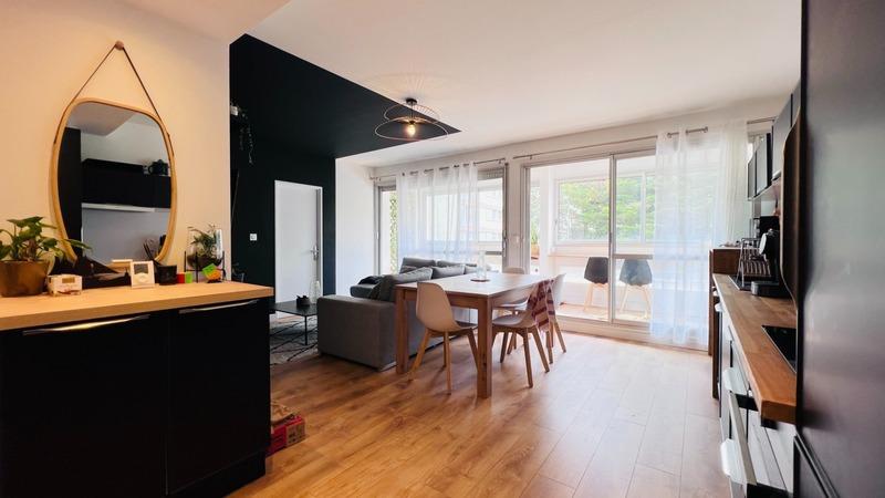 Appartement - 91 m² - 5 pièces