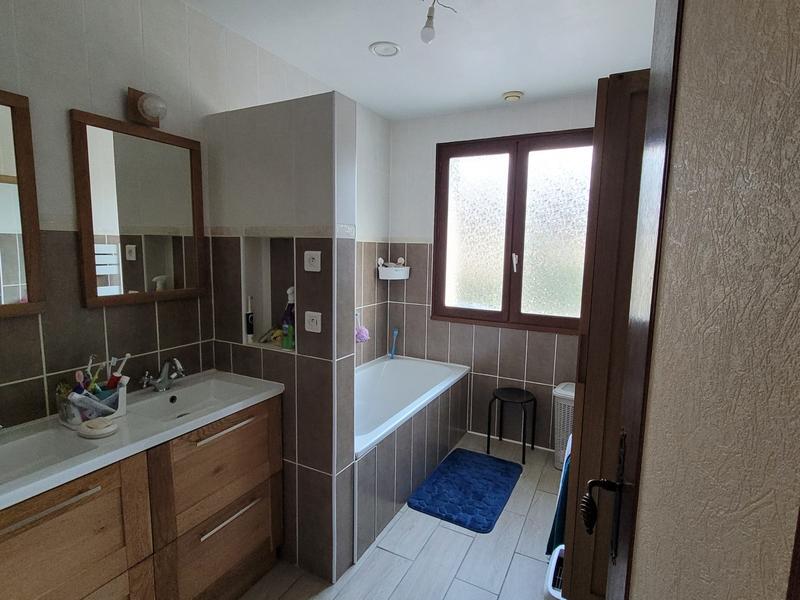 Maison - 120 m² - 7 pièces