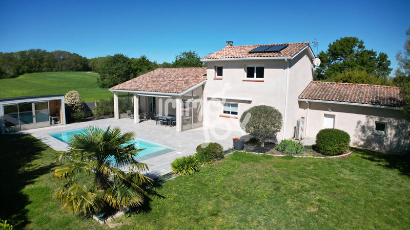 Maison - 144 m² - 4 pièces