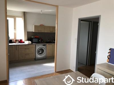 Chambre - 9 m² - 1 pièce