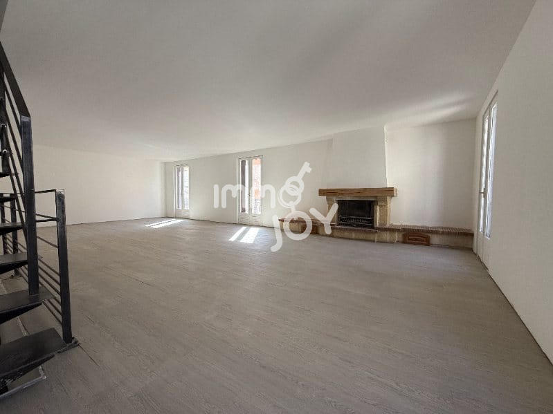 Maison de village - 225 m² - 4 pièces