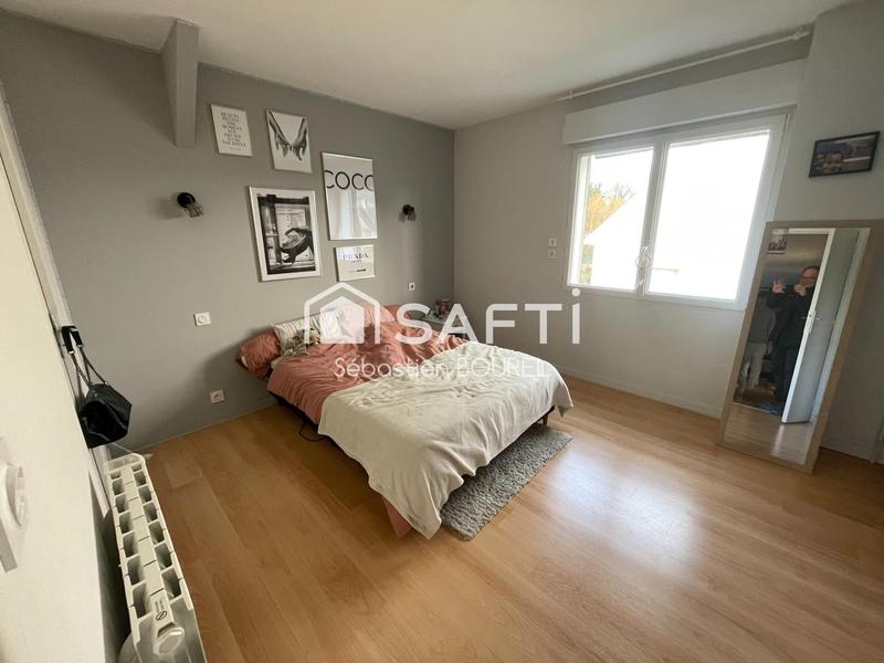 Maison - 172 m² - 8 pièces