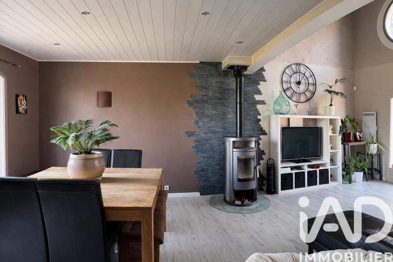 Maison - 200 m² - 6 pièces