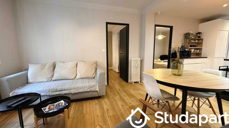 Chambre - 12 m² - 1 pièce