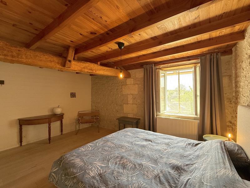 Maison - 294 m² - 10 pièces