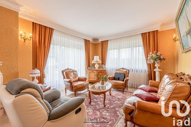 Maison - 150 m² - 9 pièces