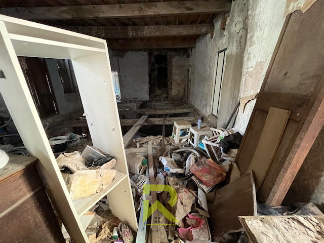 Maison de village - 161 m² - 1 pièce