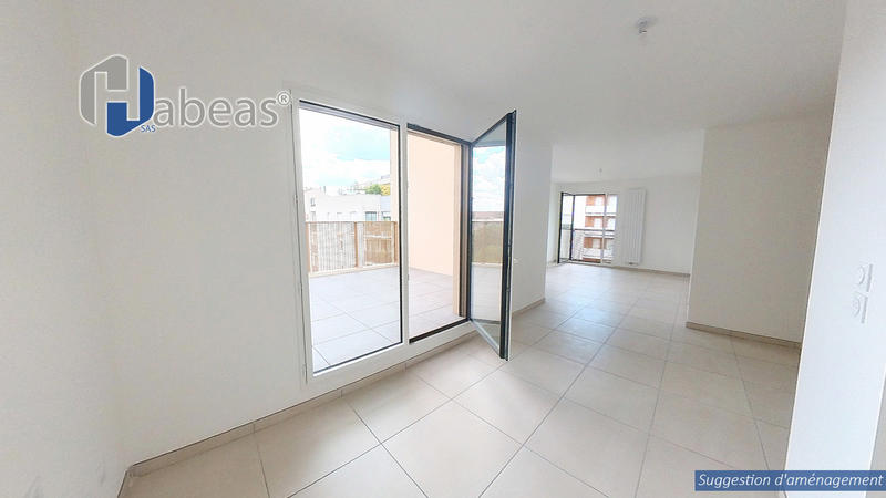 Appartement - 81 m² - 4 pièces