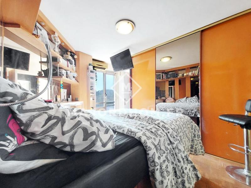 Appartement - 152 m² - 6 pièces