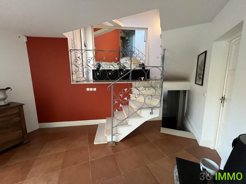 Maison contemporaine - 190 m² - 8 pièces