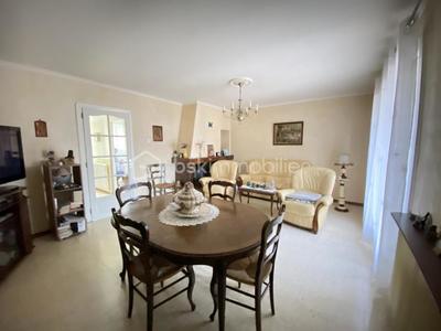 Villa - 103 m² - 6 pièces