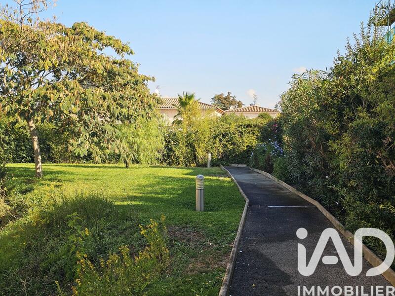 Appartement - 77 m² - 3 pièces