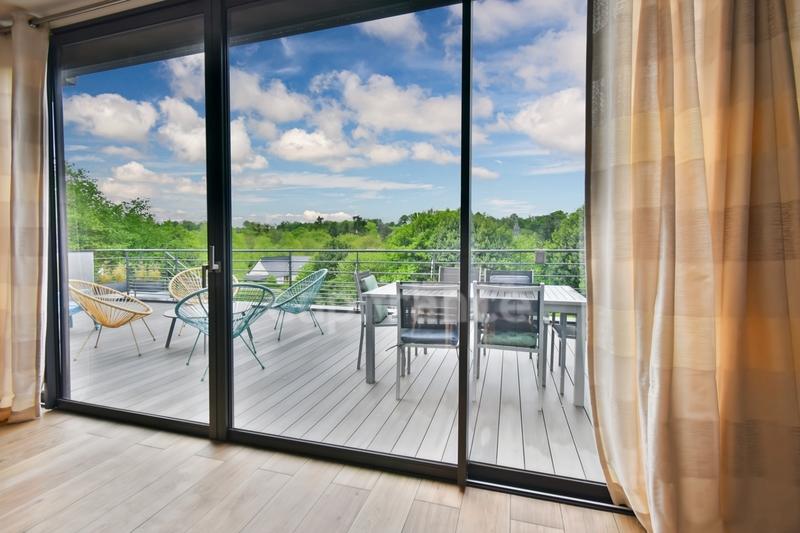 Maison - 320 m² - 6 pièces