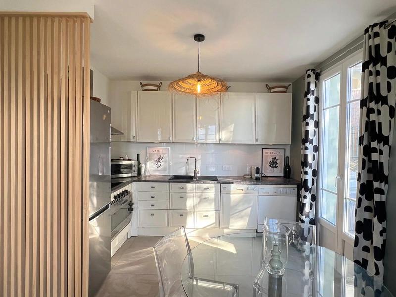 Appartement - 75 m² - 4 pièces