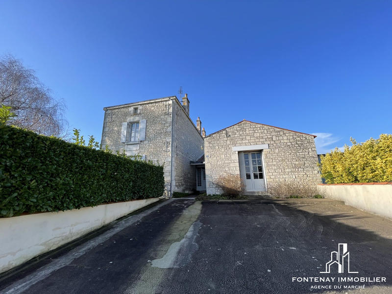 Maison ancienne - 186 m² - 7 pièces