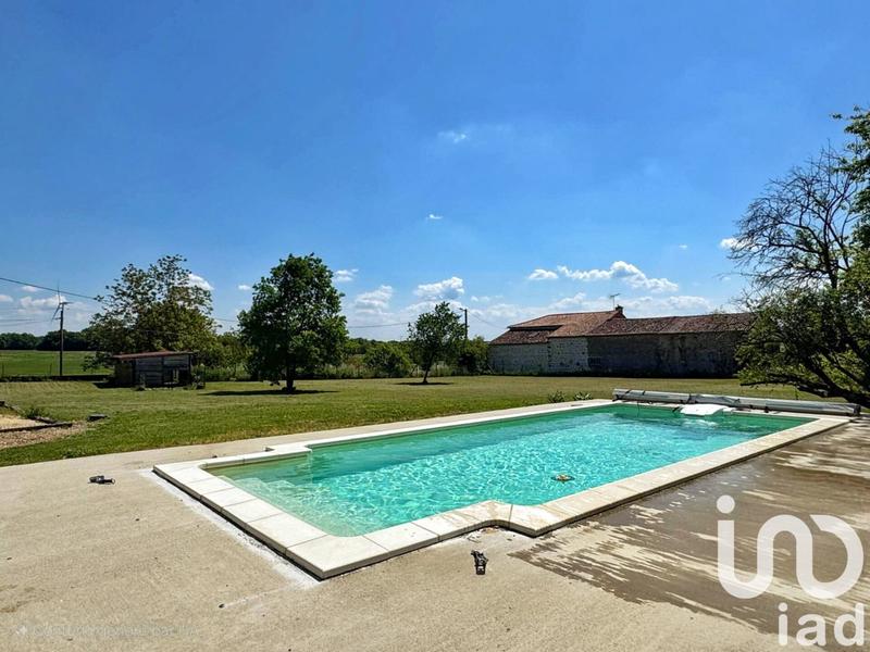 Maison - 295 m² - 7 pièces