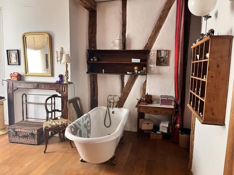 Maison de ville - 250 m² - 10 pièces