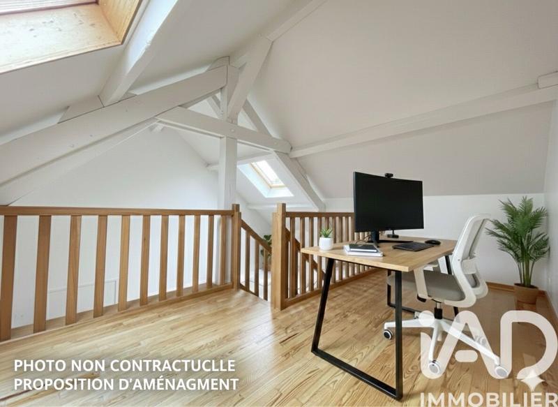 Maison - 243 m² - 8 pièces