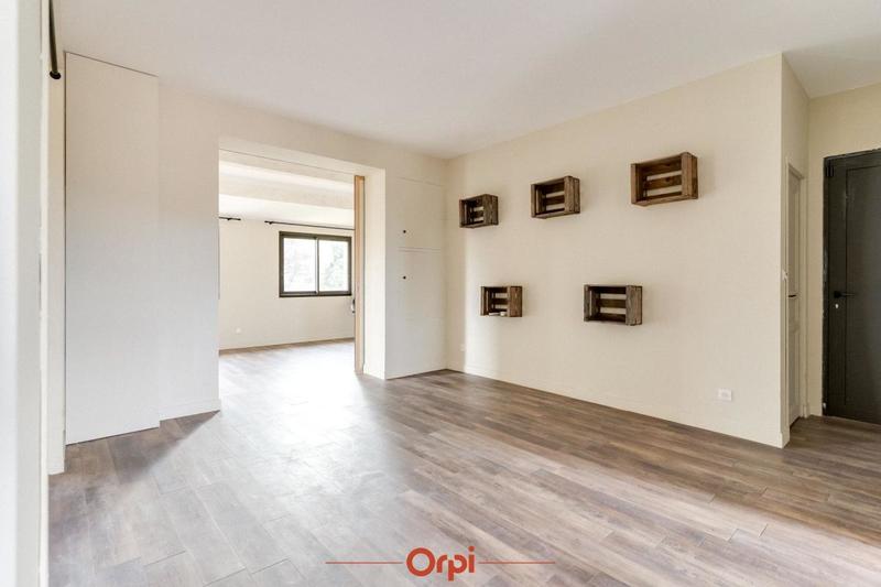 Maison - 199 m² - 5 pièces