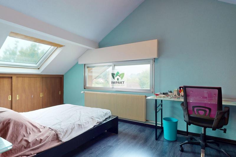 Maison - 300 m² - 11 pièces