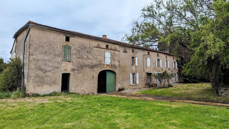 Maison - 244 m² - 8 pièces