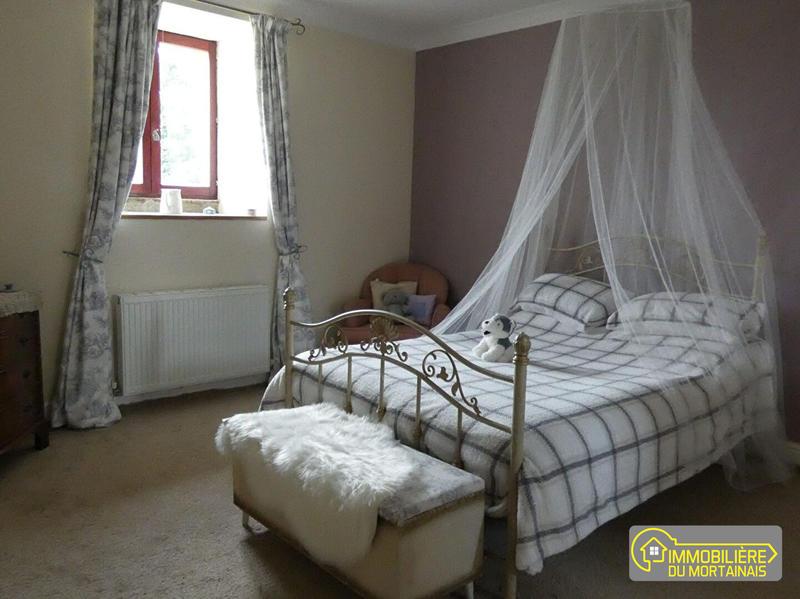 Maison - 234 m² - 6 pièces