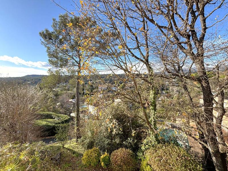 Maison - 122 m² - 5 pièces