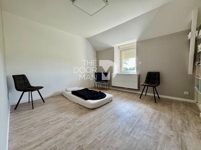 Maison - 194 m² - 7 pièces