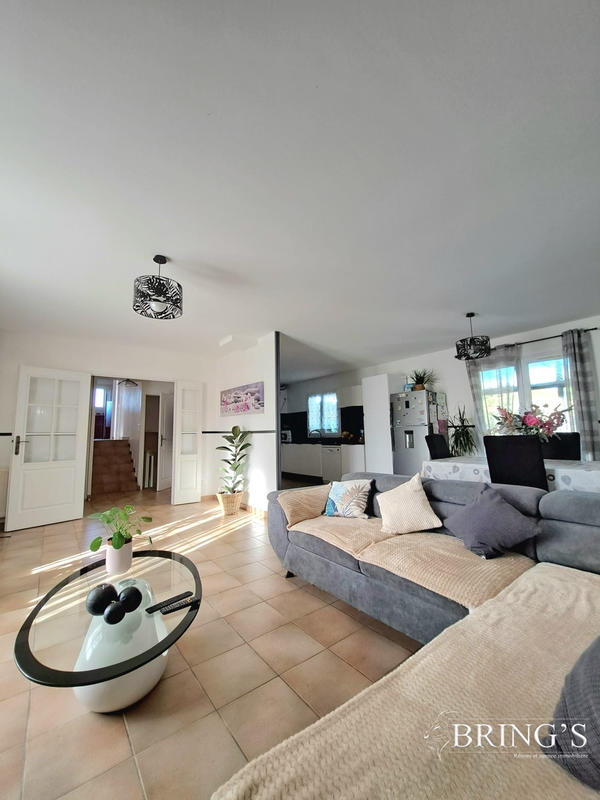 Maison - 123 m² - 5 pièces