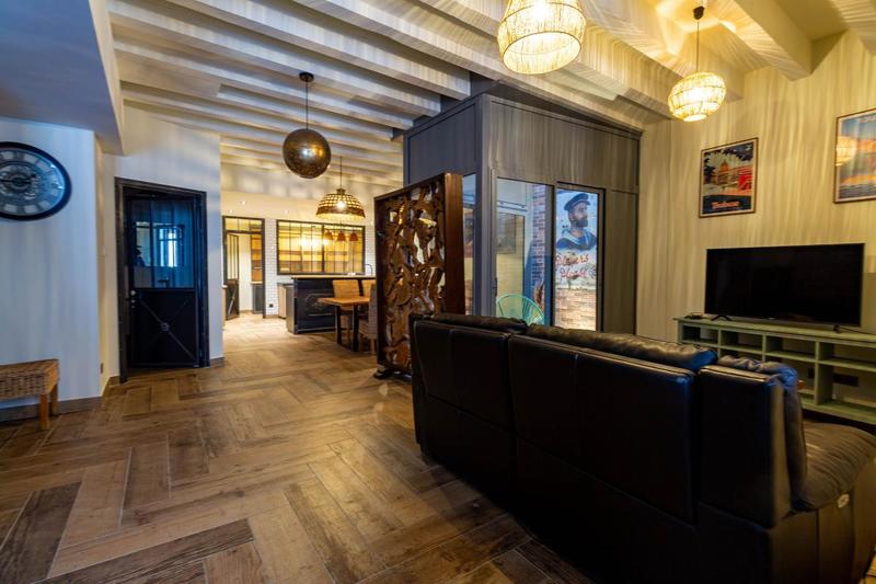 Maison - 160 m² - 4 pièces