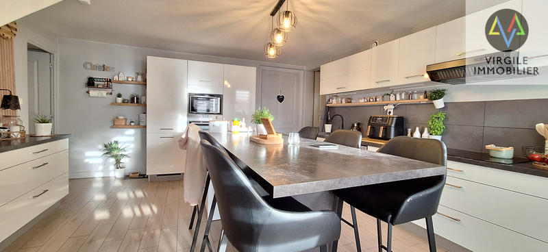 Maison de village - 166 m² - 6 pièces