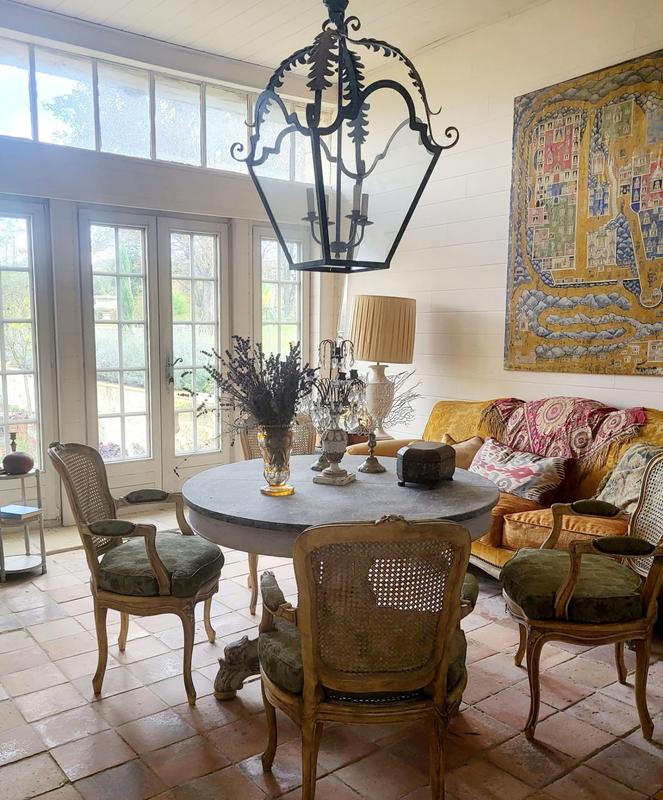 Maison de maîtres - 590 m² - 9 pièces