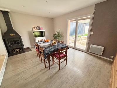 Maison - 122 m² - 5 pièces