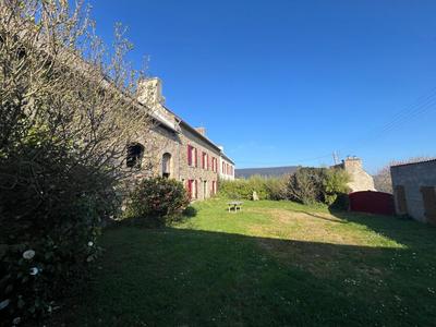 Maison - 147 m² - 5 pièces