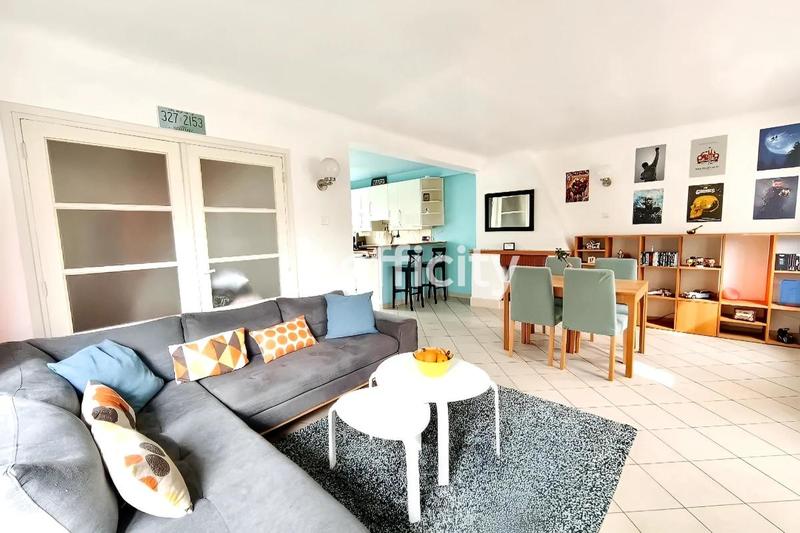 Maison - 122 m² - 5 pièces