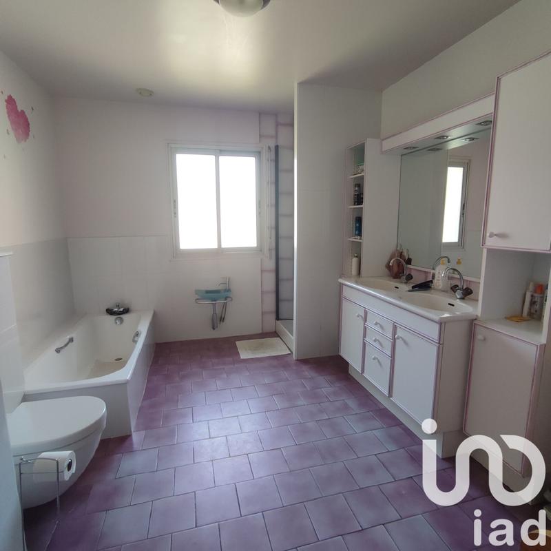 Maison - 181 m² - 8 pièces