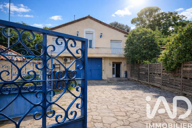 Maison - 150 m² - 4 pièces