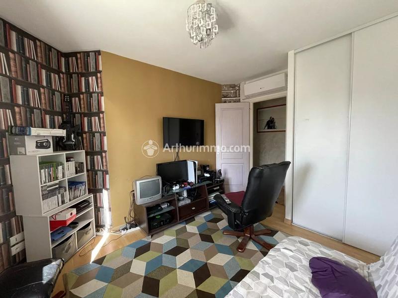 Maison - 149 m² - 9 pièces