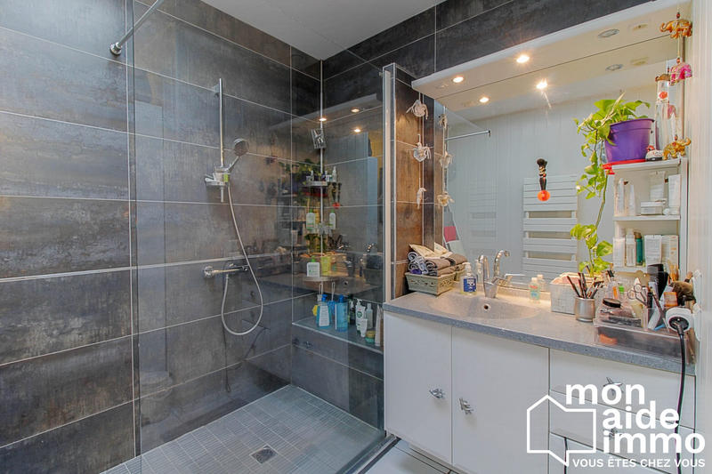 Maison - 88 m² - 3 pièces