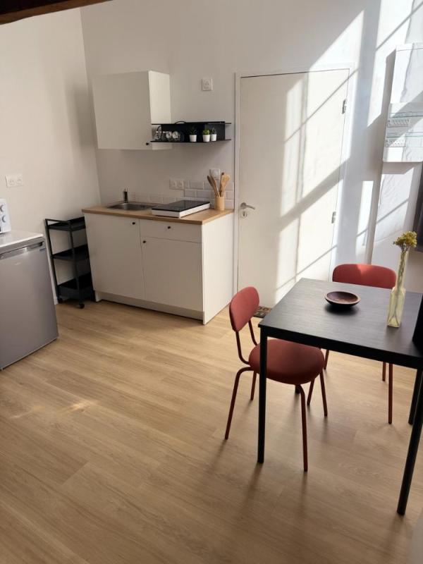 Studio - 27 m² - 2 pièces