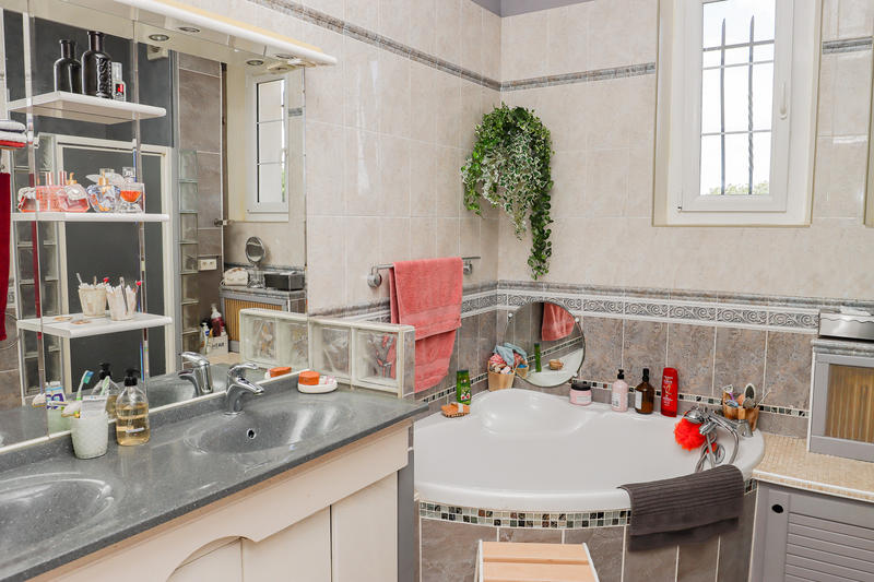 Maison - 154 m² - 4 pièces