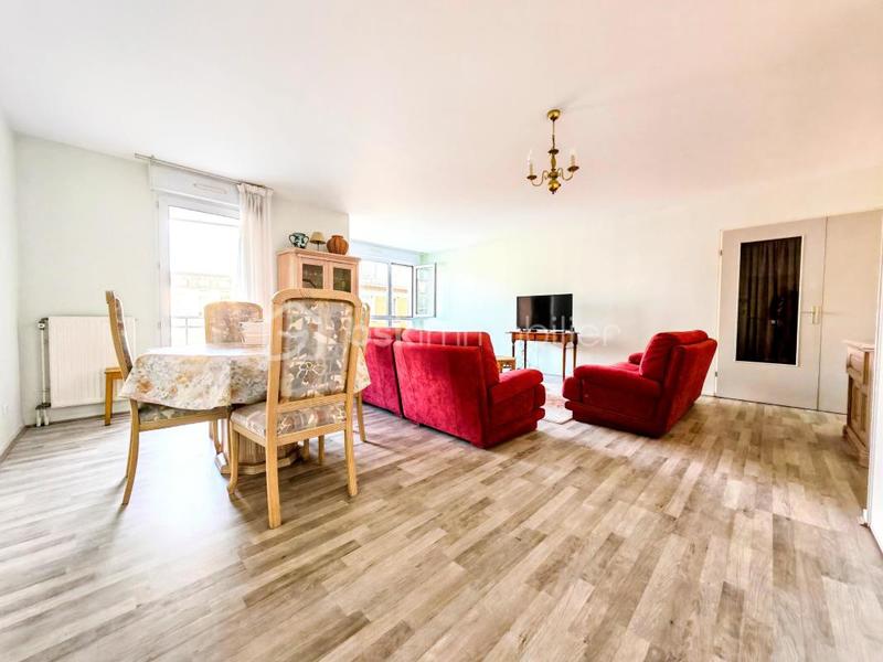 Appartement - 70 m² - 3 pièces