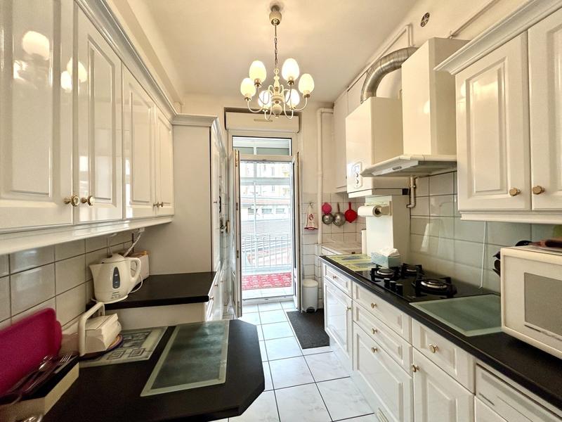 Appartement - 75 m² - 4 pièces